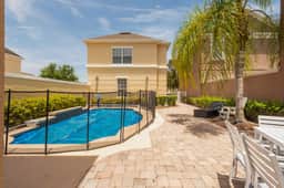 Sleeps 10 * House + Apt *Pool*Near Disney*GolfView