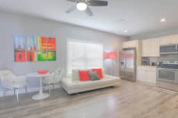 Resort living! * Cool like new Apt * Full Kitchen