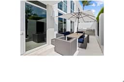 Beach 3BR TH • Pool • Sleeps 6 • No Resort Fee