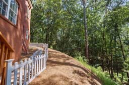 Guest House*stunning retreat*surrounded by forest