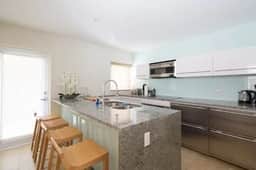 Key West dream townhouse -Sleeps 6  Like new! Old Town - Perfect location