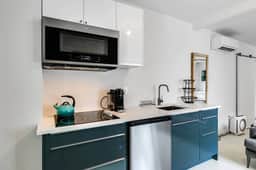 Stylish Guest House in the Design District