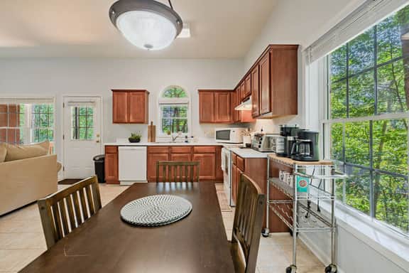 One Bed Oasis in stunning town