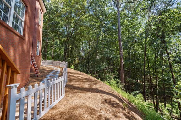 Guest House*stunning retreat*surrounded by forest