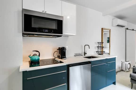 Stylish Guest House in the Design District