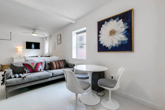 Stylish Guest House in the Design District
