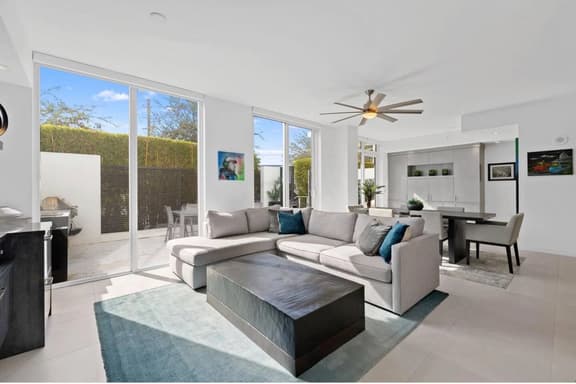Beach 3BR TH • Pool • Sleeps 6 • No Resort Fee